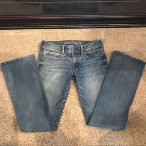 American Eagle jeans size 6 regular